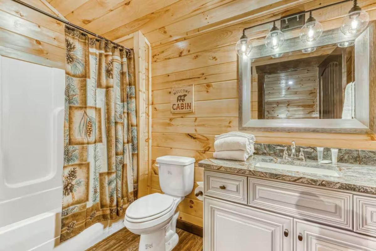 The Great Dogwood Manor By Stony Brook Cabins Gatlinburg Exterior photo