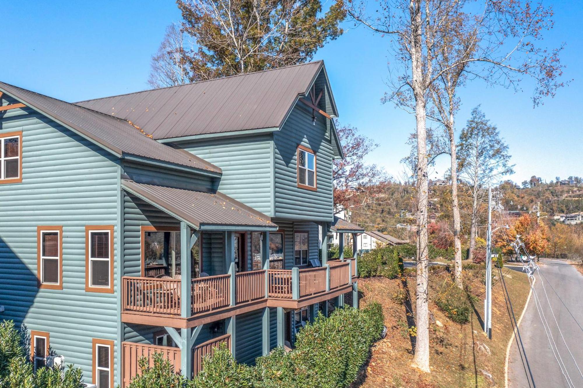 The Great Dogwood Manor By Stony Brook Cabins Gatlinburg Exterior photo