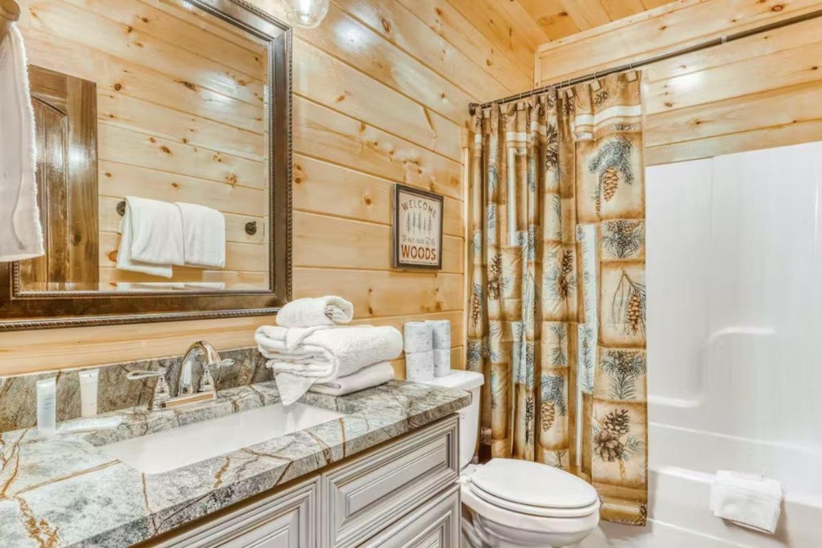 The Great Dogwood Manor By Stony Brook Cabins Gatlinburg Exterior photo